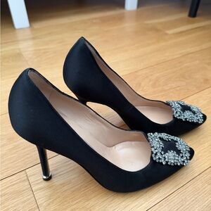 Manolo Blahnik Hangisi 90mm in Black Satin